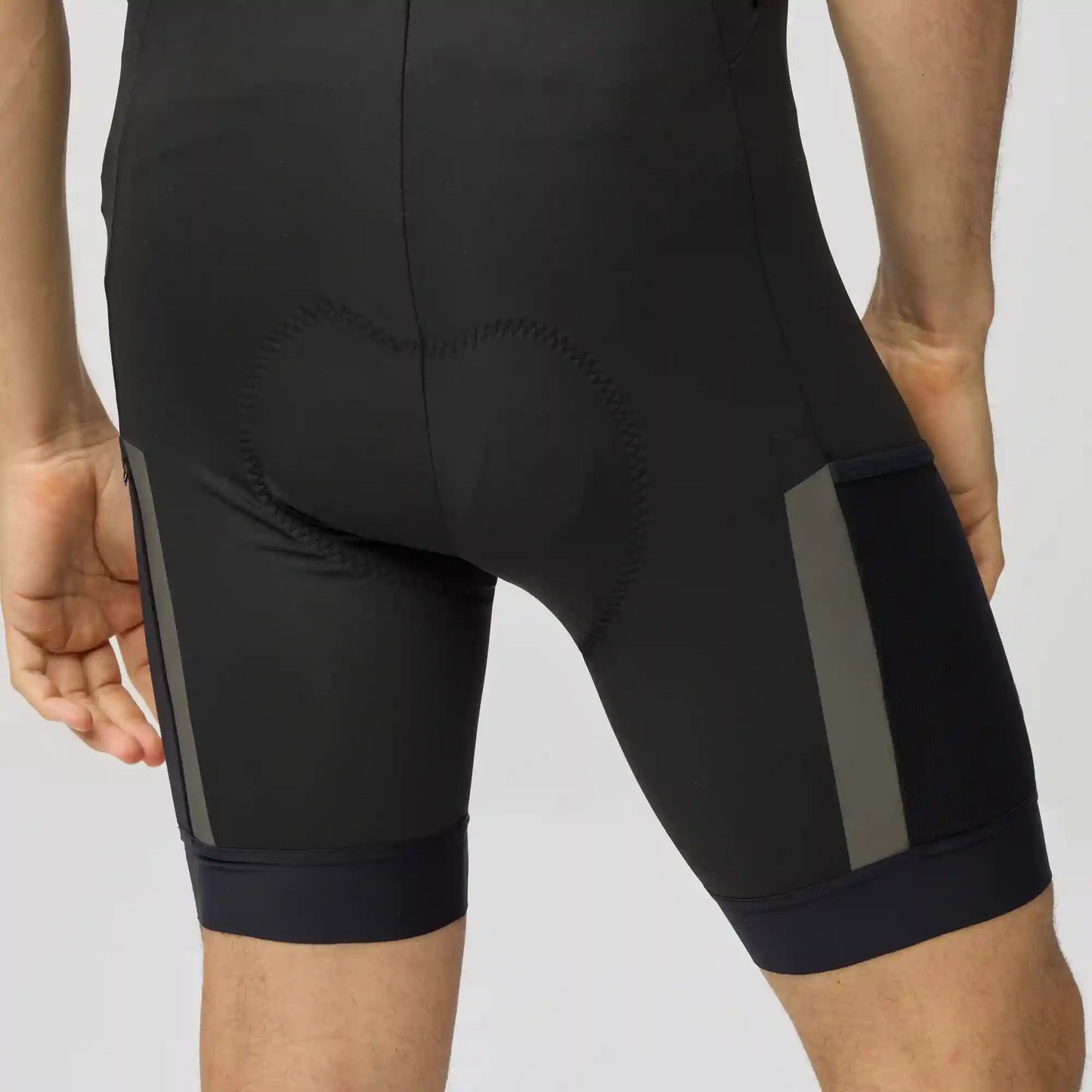 Hoja Bib Shorts M